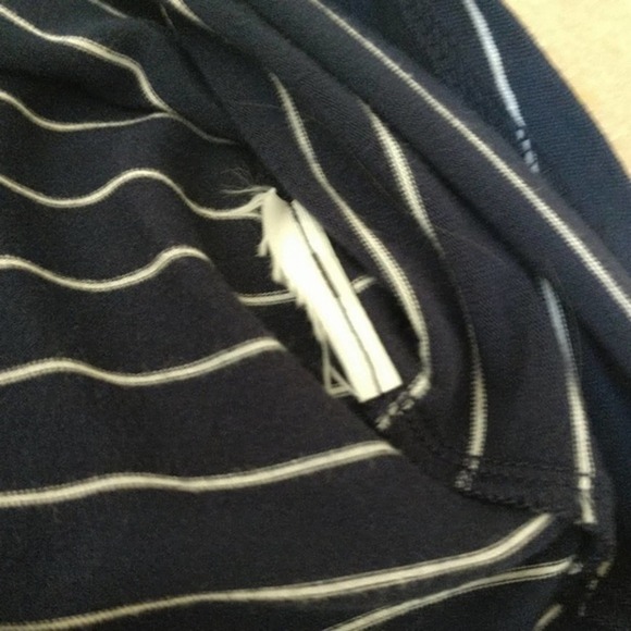 Abercrombie & Fitch Dress Cold Shoulder Medium - Picture 5 of 5